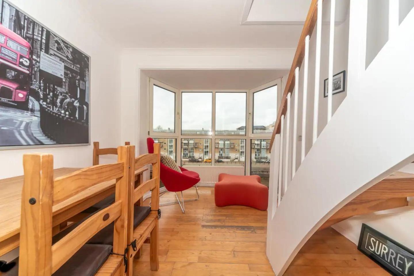 Sunny Maisonette With Views Over Canary Wharf, Londra Dış mekan fotoğraf